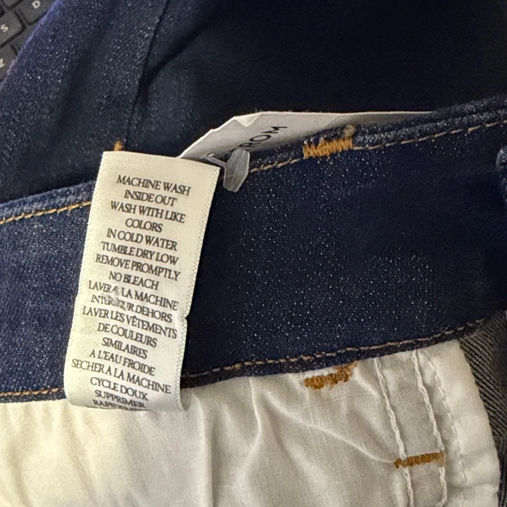 Frank and Eileen Flannigan Jean Clean Rinse Dark Wash Italian Power Denim 27 NEW